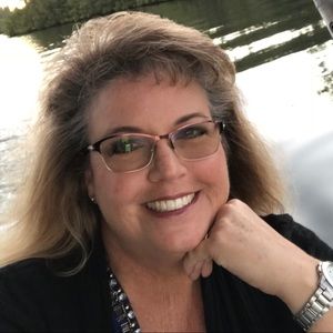 Meet your Posher, Alison